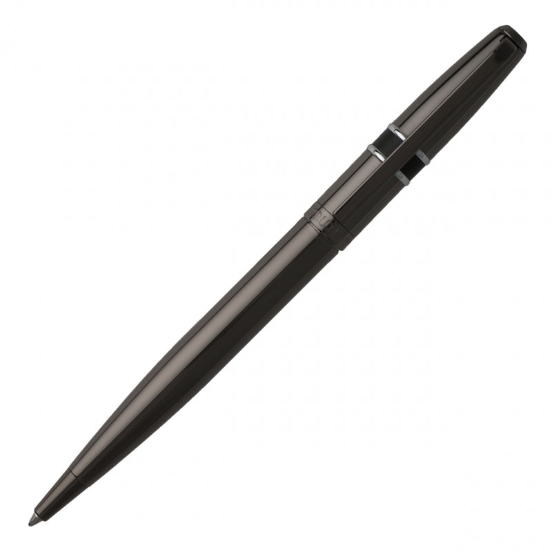 قلم حبر جاف برأس مدبب