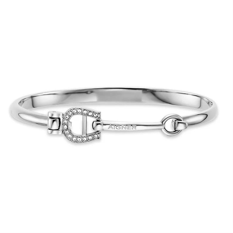 LUCIA BANGLE