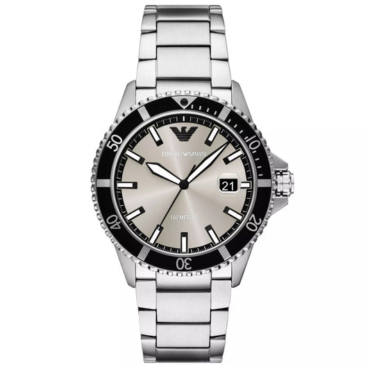 World Explorer Gents Watch Size 42mm